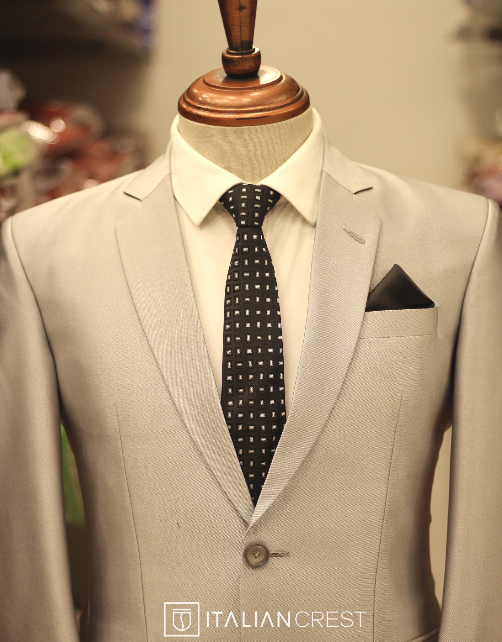 Silver Single Breasted Suit - Image 3