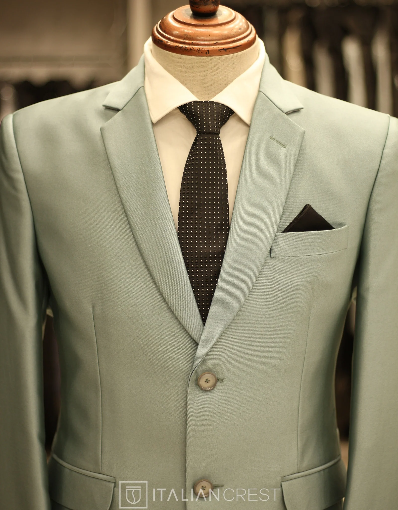 Light Green Single Breasted Suit - Image 3