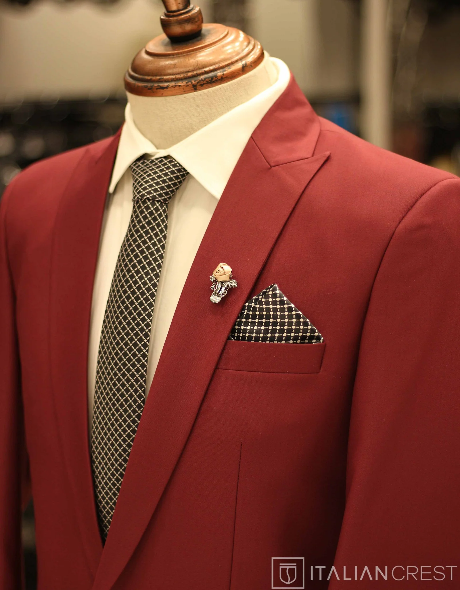 Maroon Wool Feel Peak Lapel Suit