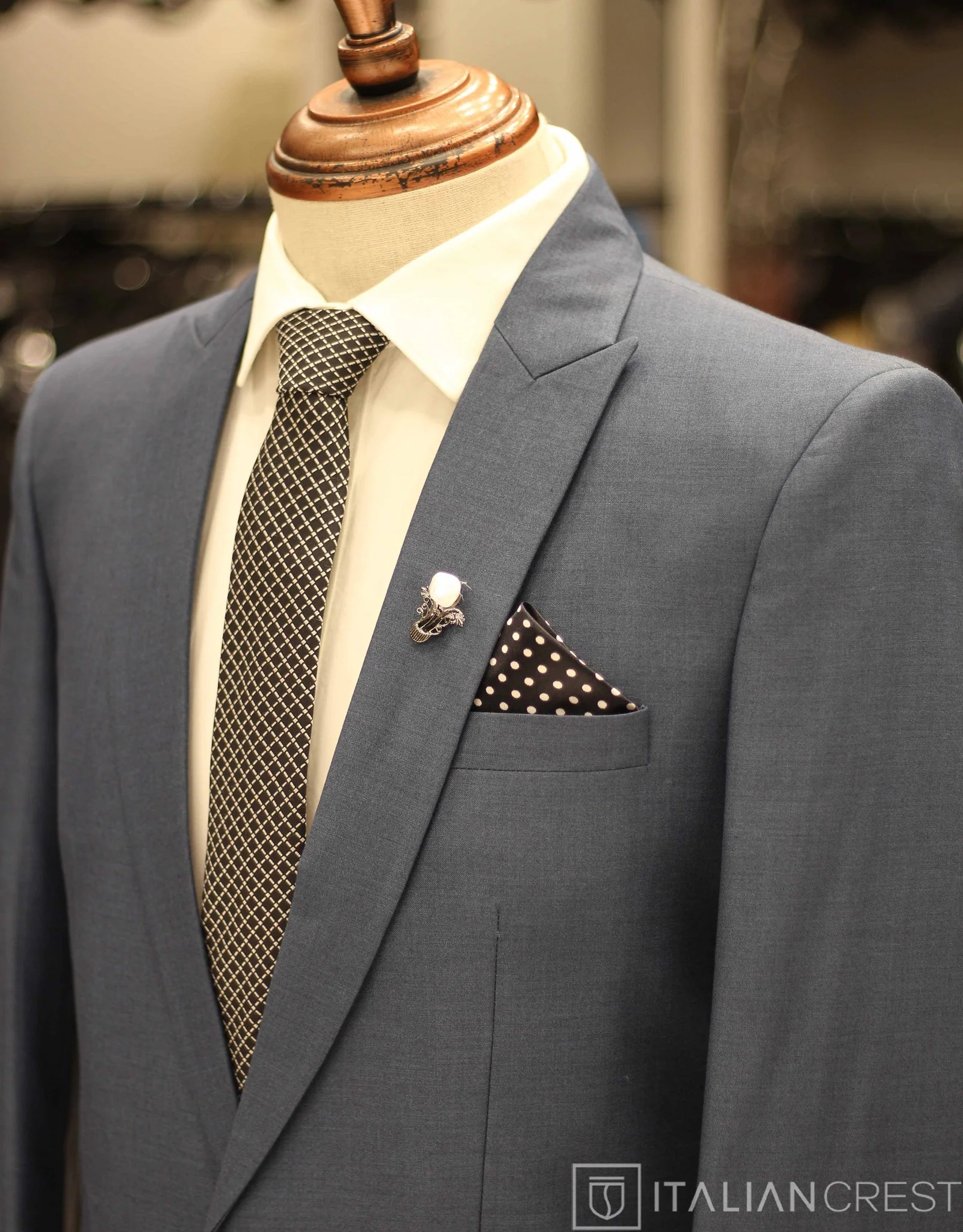 Blue Wool Feel Peak Lapel Suit