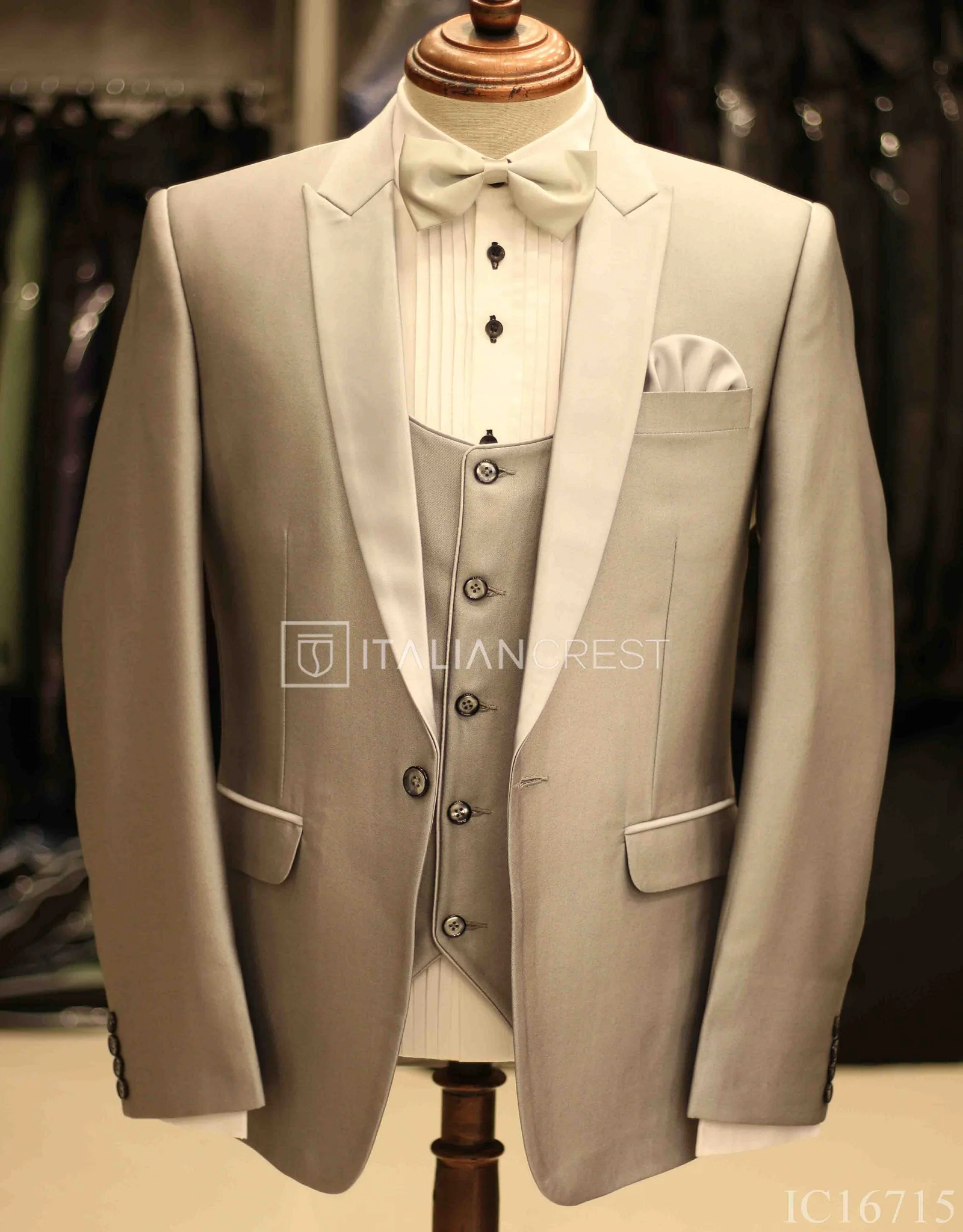 Silver 3-Piece Tuxedo Suit - Image 3