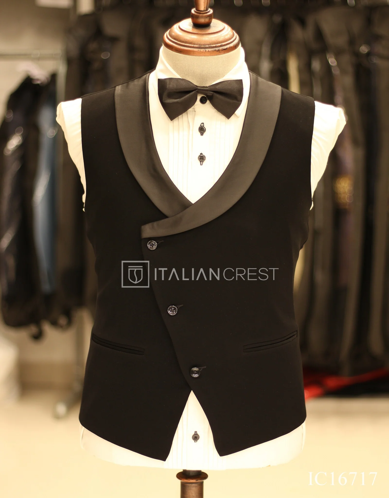 Black 3-Piece Tuxedo Suit - Image 2