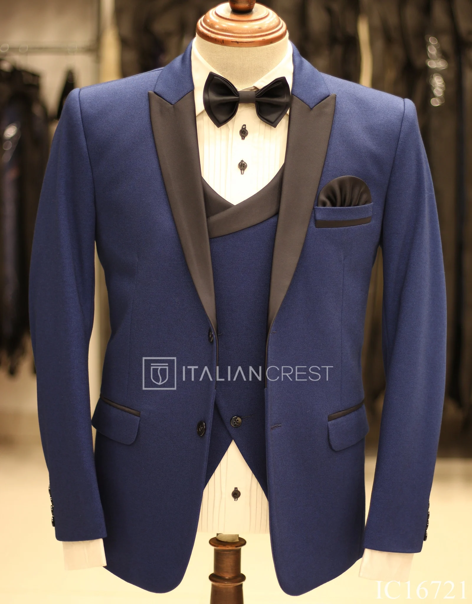 Dark Royal Blue 3-Piece Tuxedo Suit - Image 3