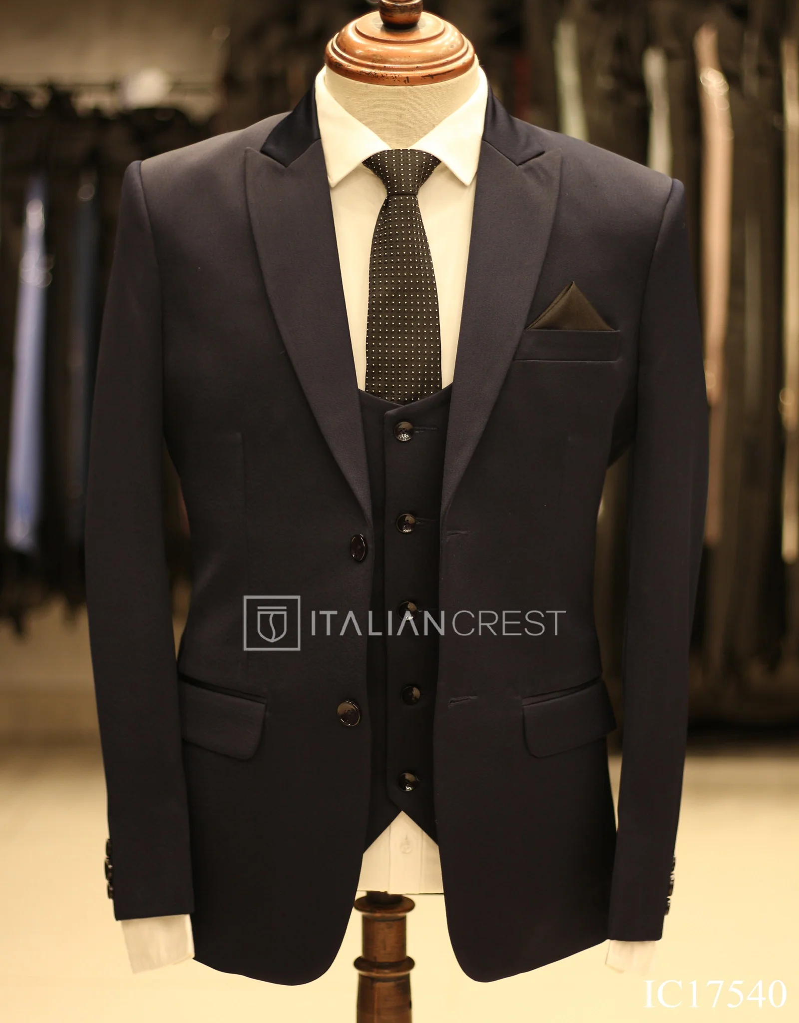 Navy Blue 3-Piece Peak Lapel Suit - Image 3