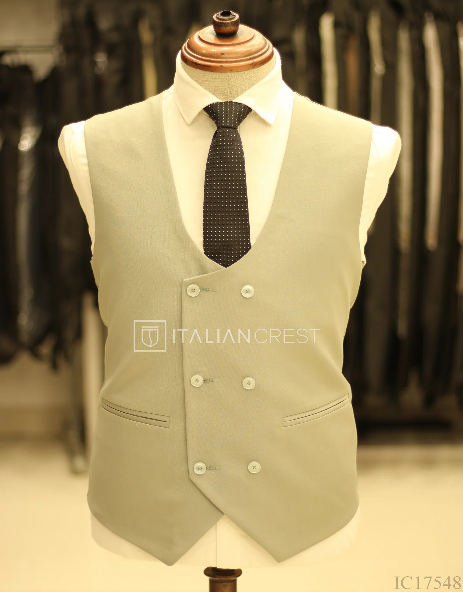 Light Green 3-Piece Peak Lapel Suit - Image 2