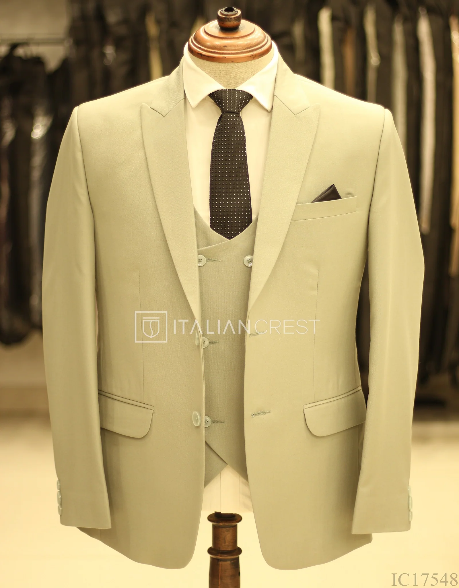 Light Green 3-Piece Peak Lapel Suit - Image 3