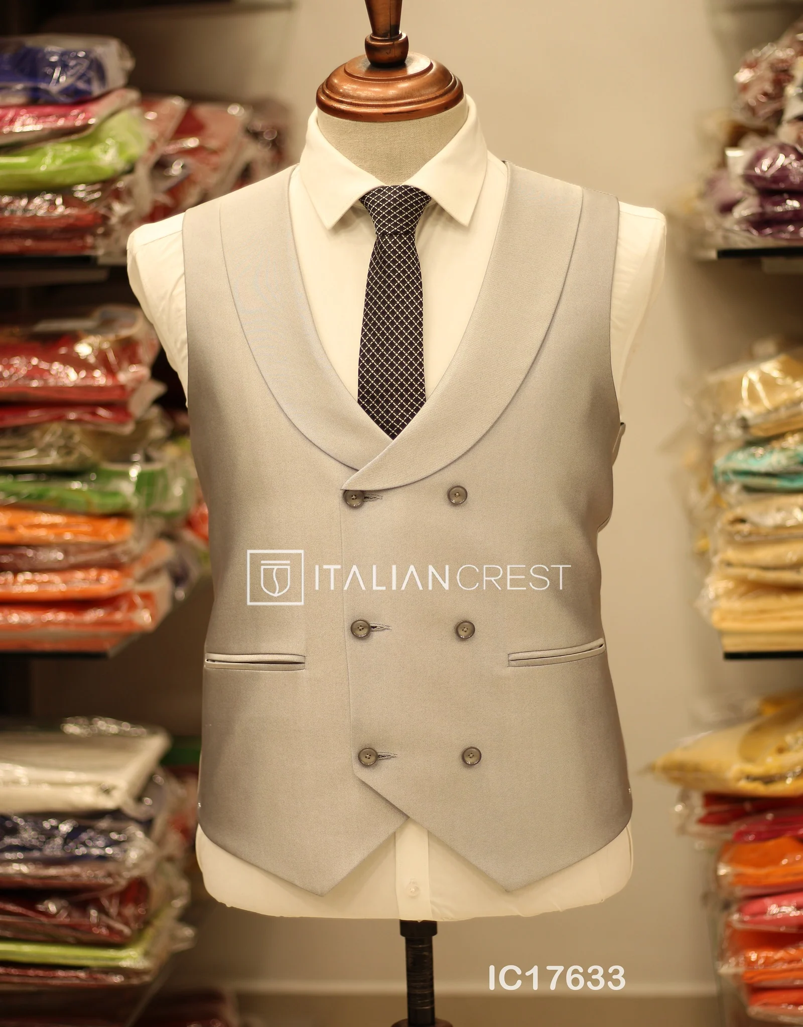 Silver 3-Piece Peak Lapel Suit - Image 2