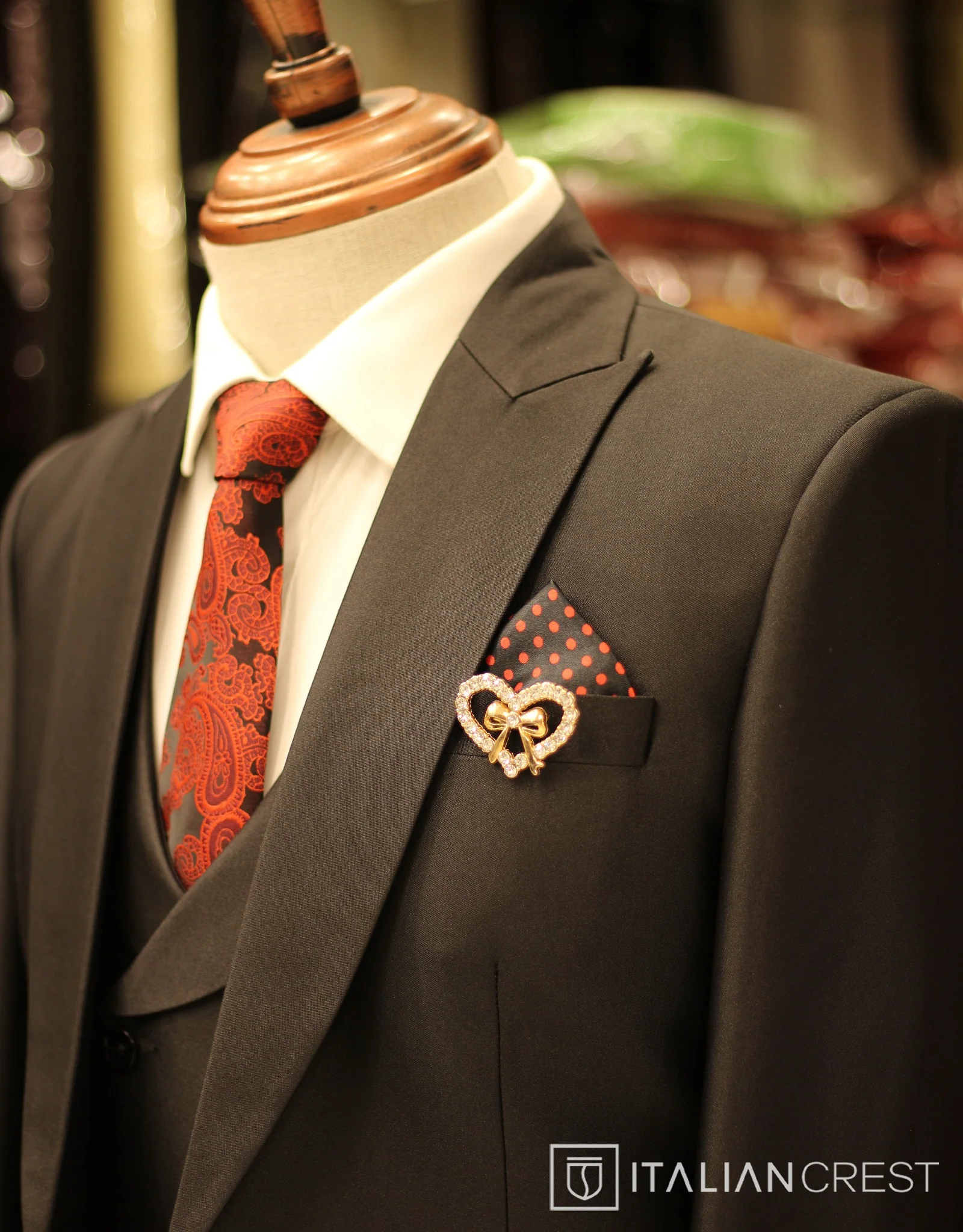 Black 3-Piece Peak Lapel Suit