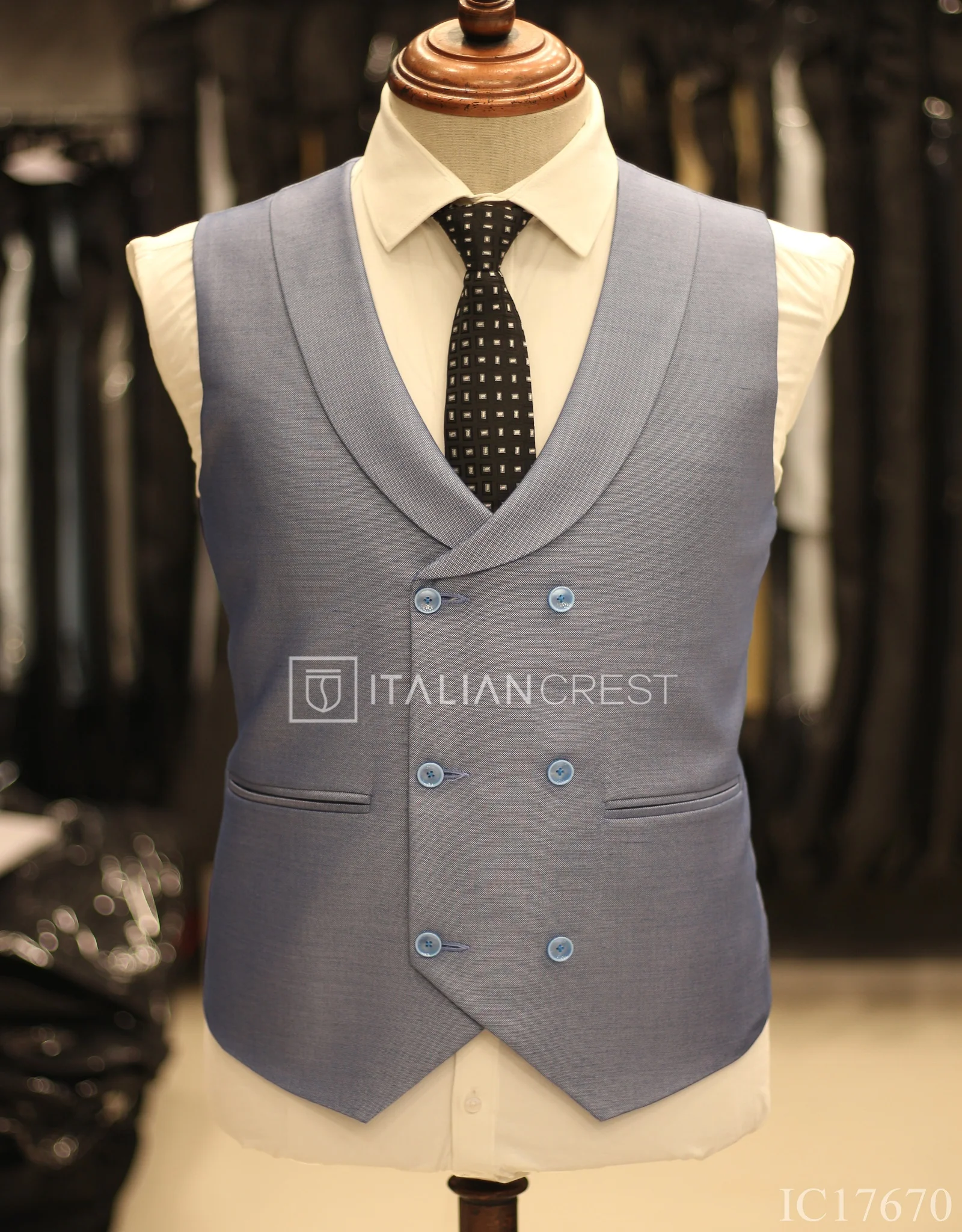Light Blue 3-Piece Peak Lapel Suit - Image 2