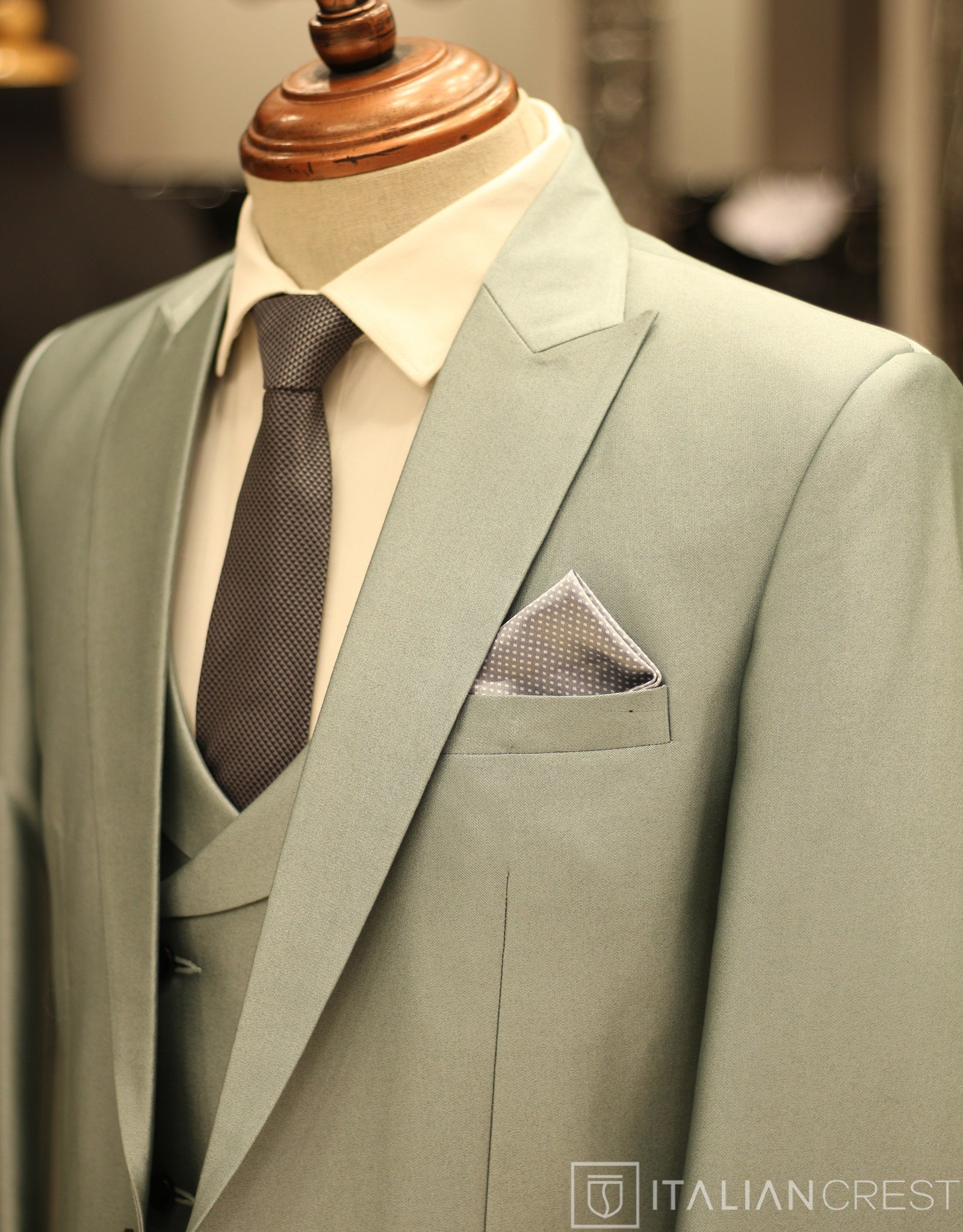 Light Green 3-Piece Peak Lapel Suit