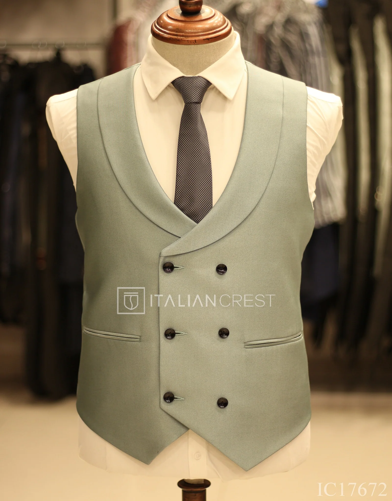 Light Green 3-Piece Peak Lapel Suit - Image 2