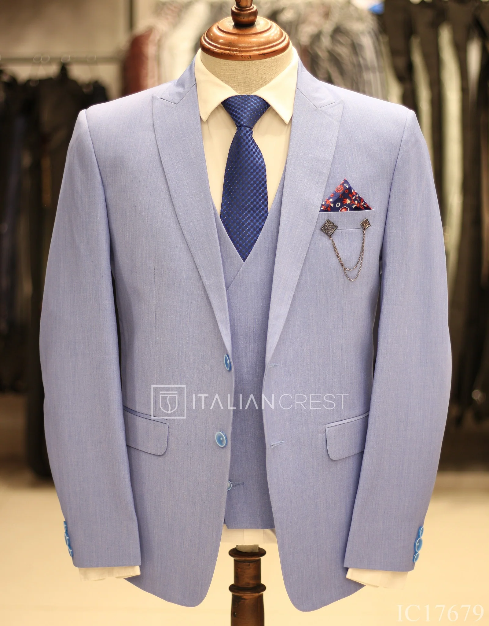 Light Blue 3-Piece Peak Lapel Suit - Image 3