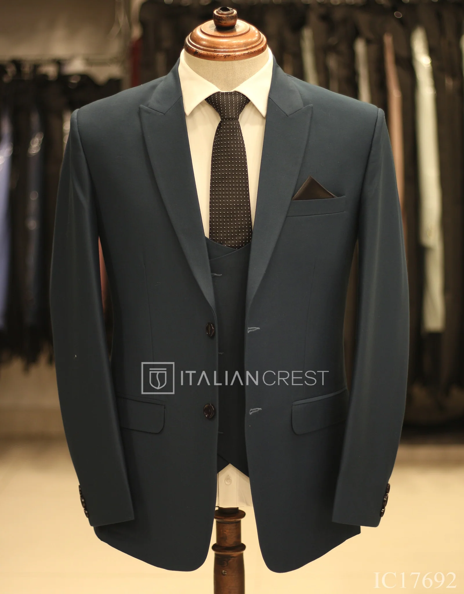 Blue 3-Piece Peak Lapel Suit - Image 3
