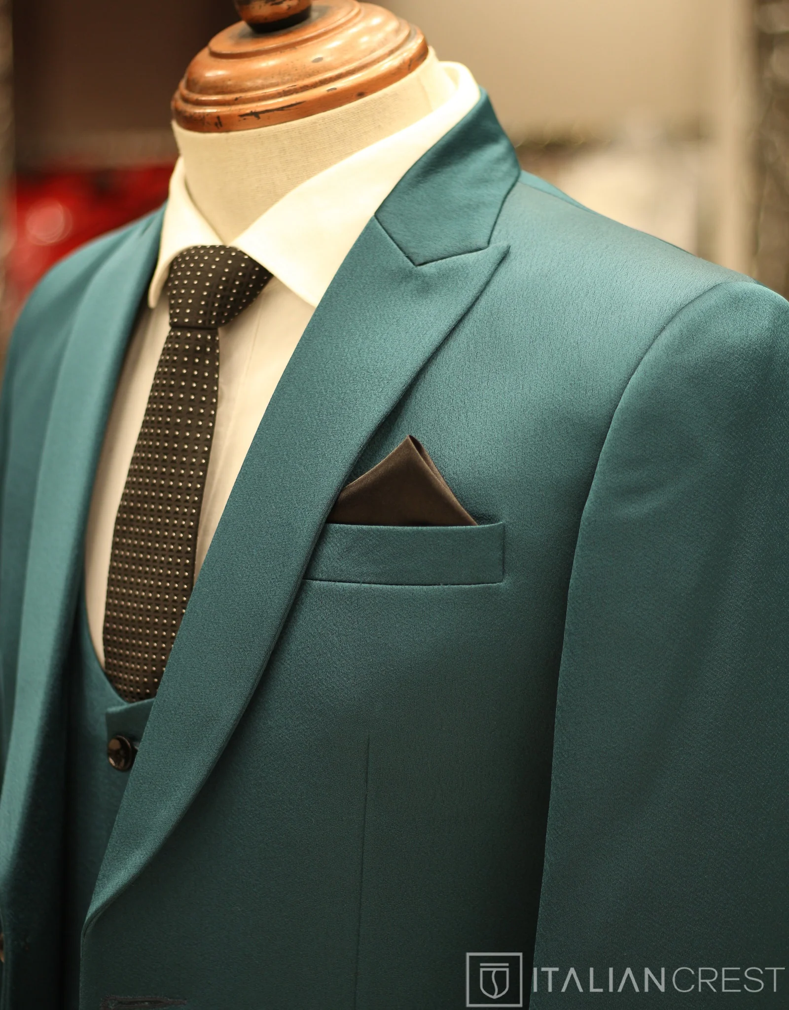Green 3-Piece Peak Lapel Suit