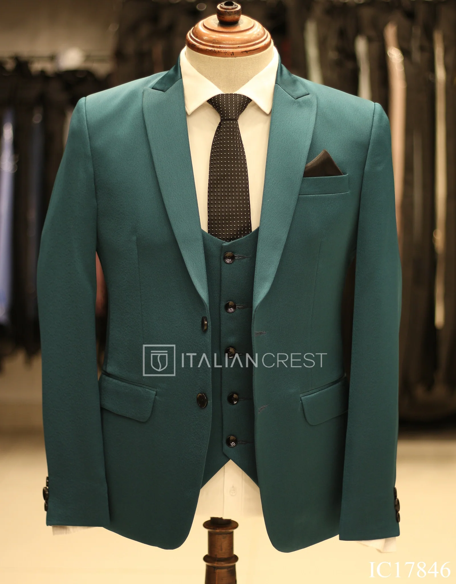 Green 3-Piece Peak Lapel Suit - Image 3