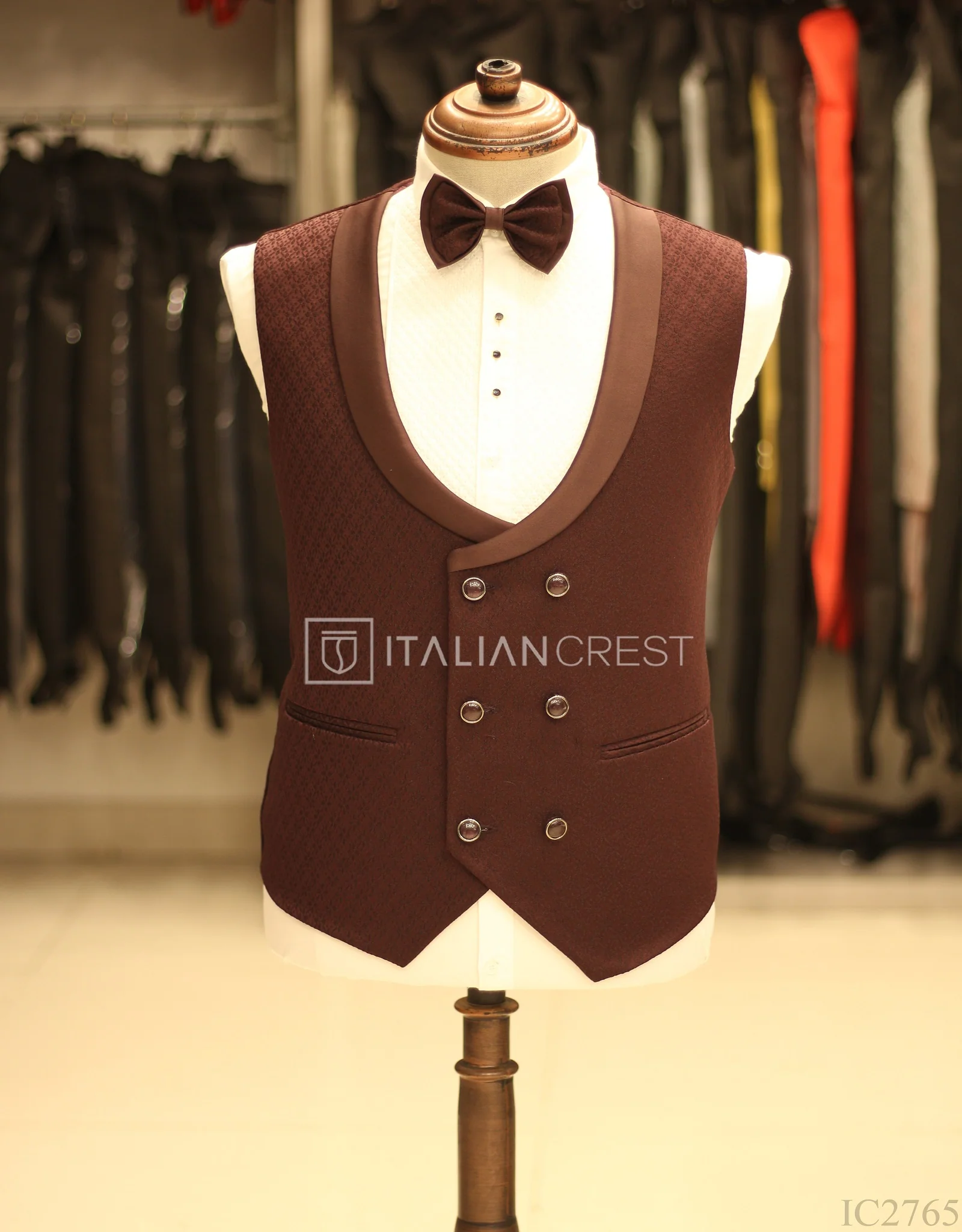 Maroon Jacquard 5pc Wedding Suit - Image 2